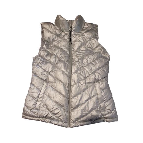 GAP Women's Metallic Gray Quilted Puffer Vest Size Medium - Picture 1 of 11